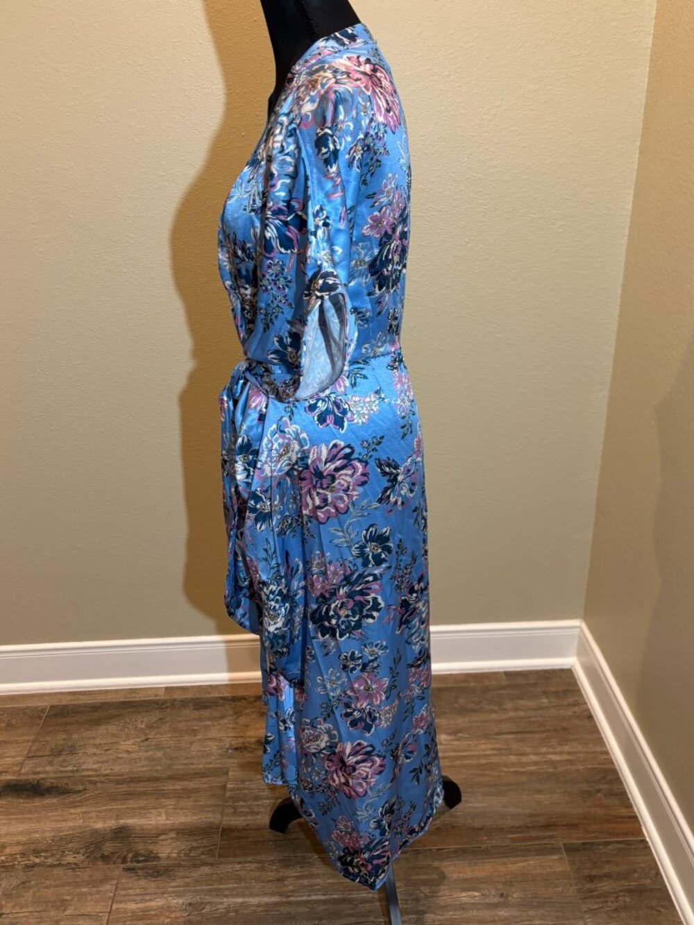 NWT Steve Madden Azure Blue Floral Belted Dress - Picture 5 of 14